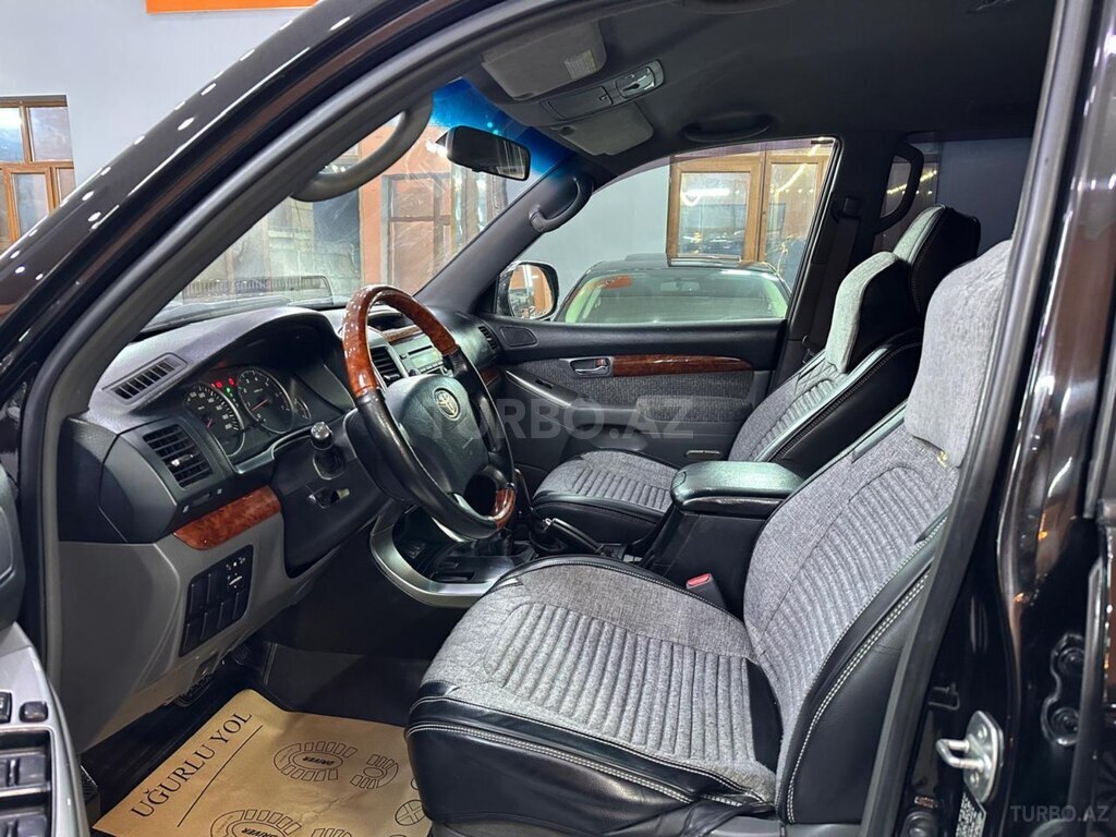 Toyota Land Cruiser Prado