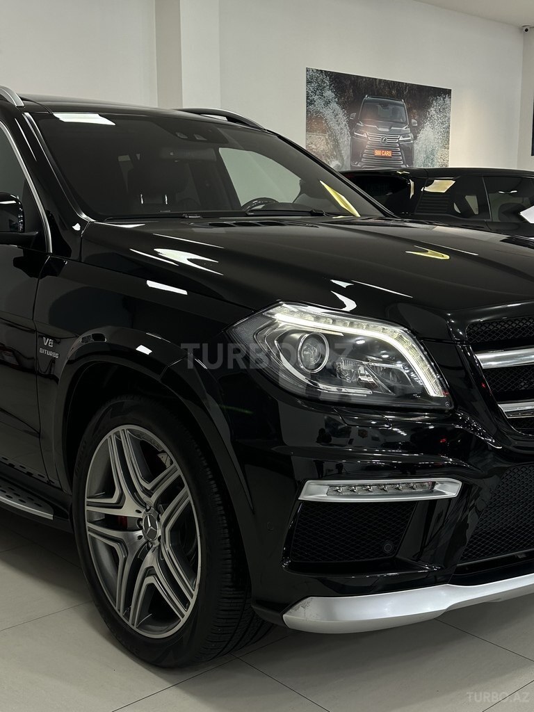 Mercedes GL 63 AMG 4MATIC