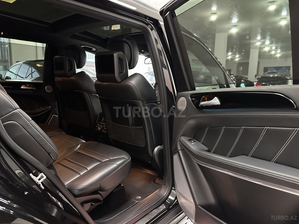 Mercedes GL 63 AMG 4MATIC