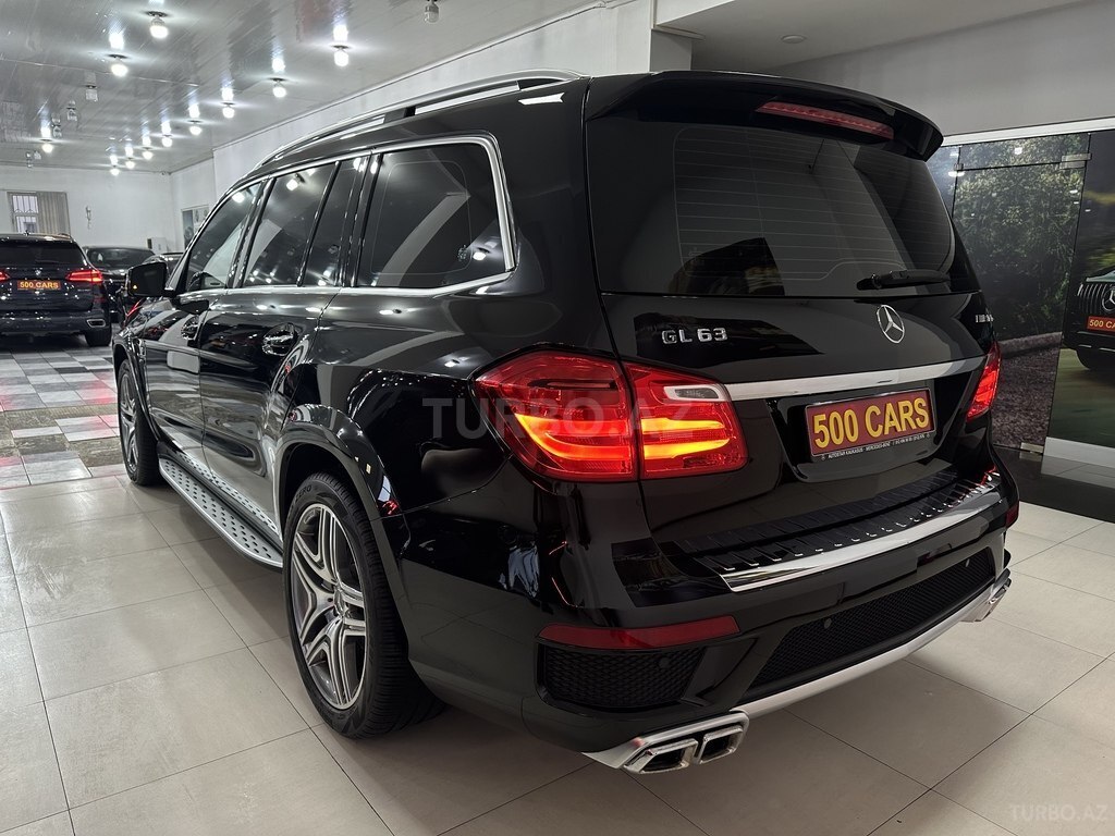Mercedes GL 63 AMG 4MATIC