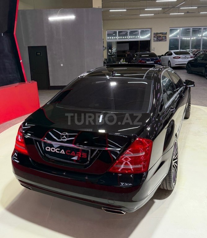 Mercedes S 500