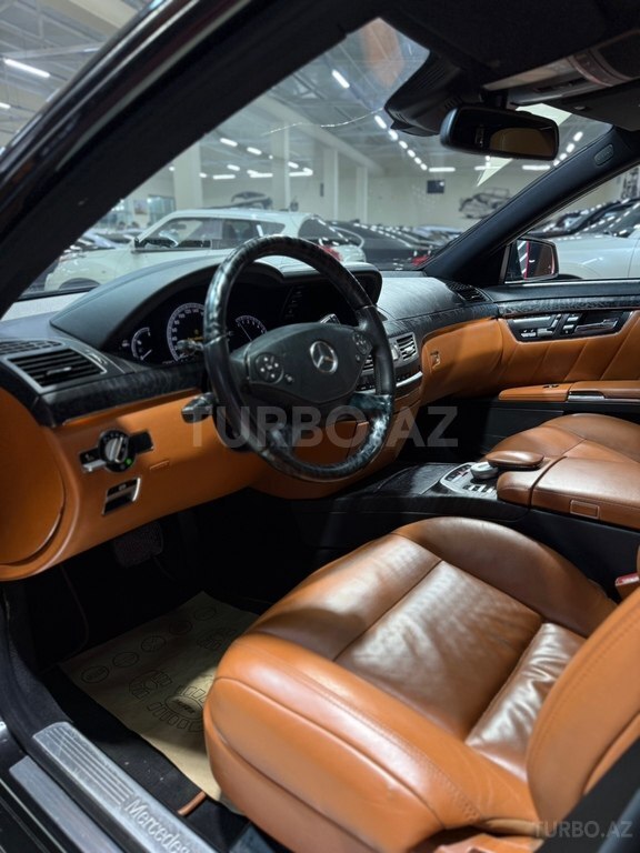 Mercedes S 500