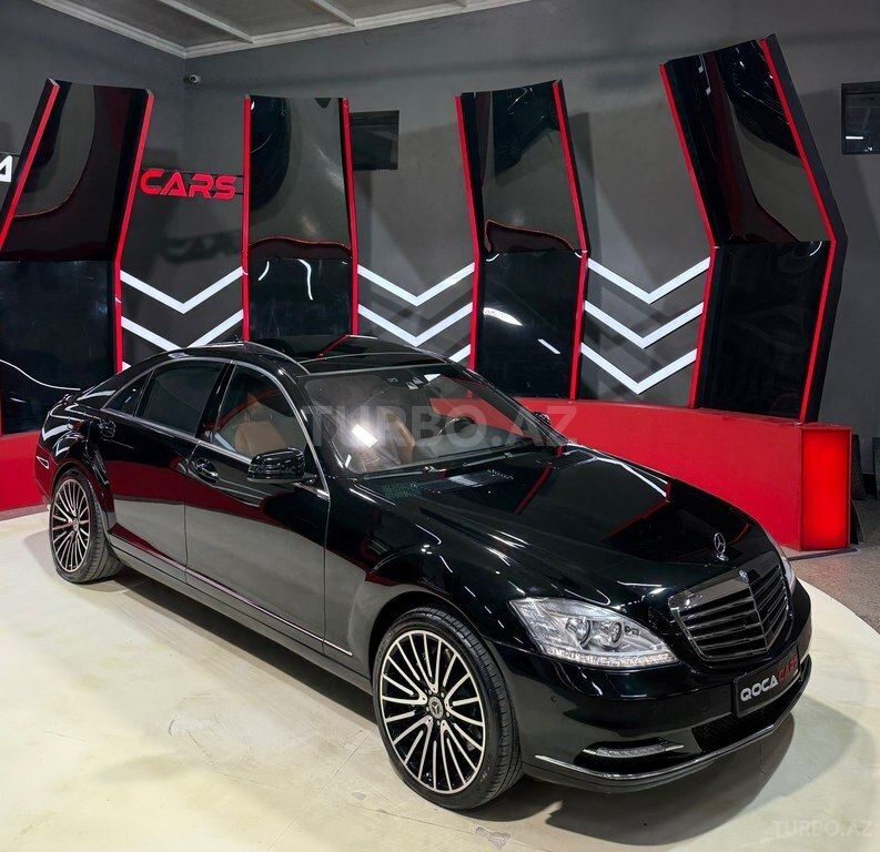 Mercedes S 500