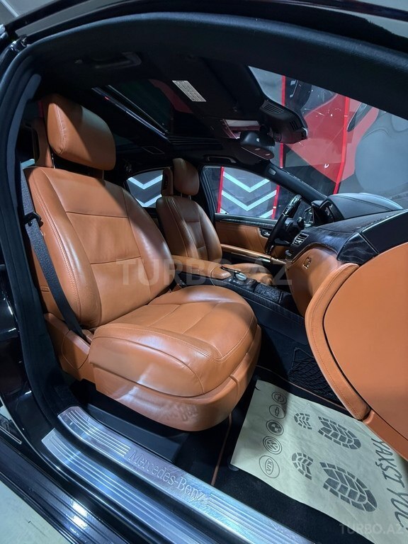Mercedes S 500