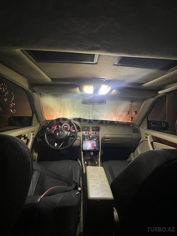 Mercedes C 230