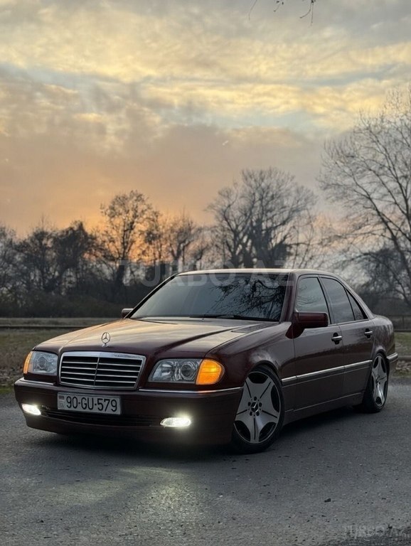 Mercedes C 230