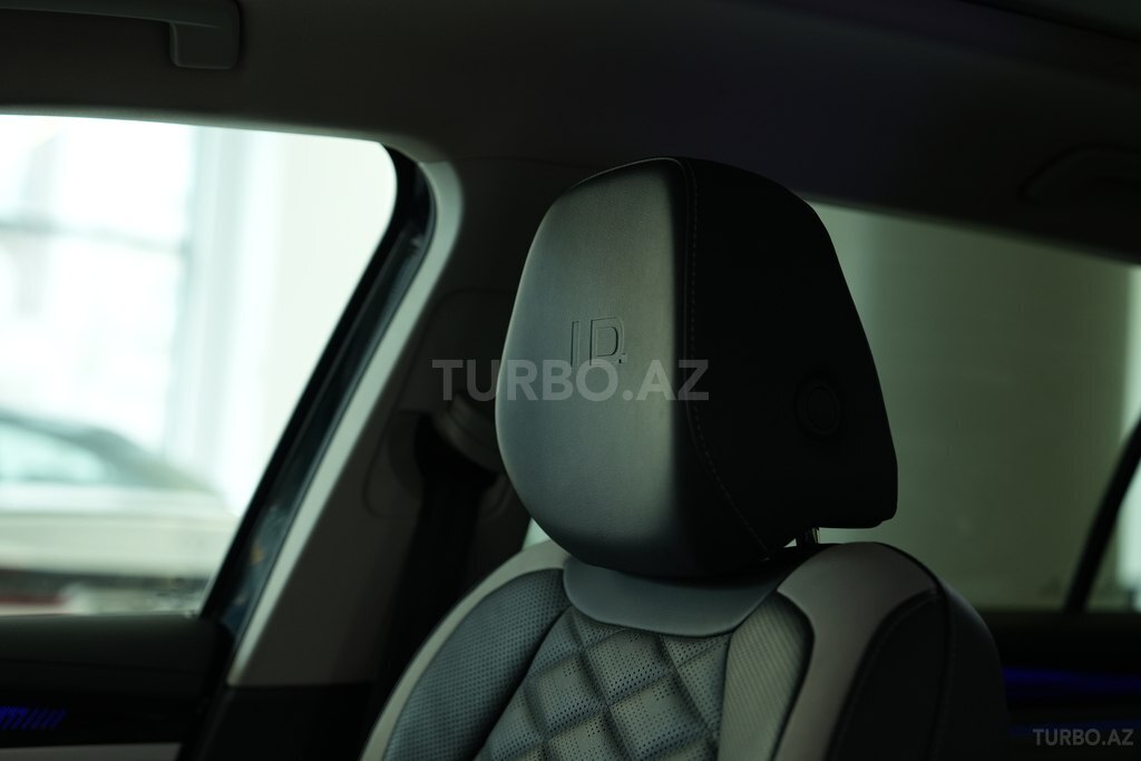 Volkswagen ID.6 Crozz