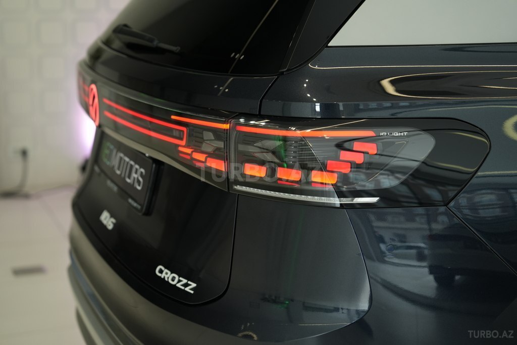 Volkswagen ID.6 Crozz