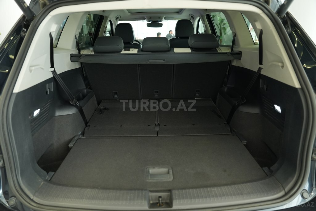 Volkswagen ID.6 Crozz