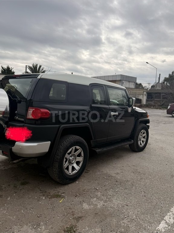 Toyota FJ Cruiser