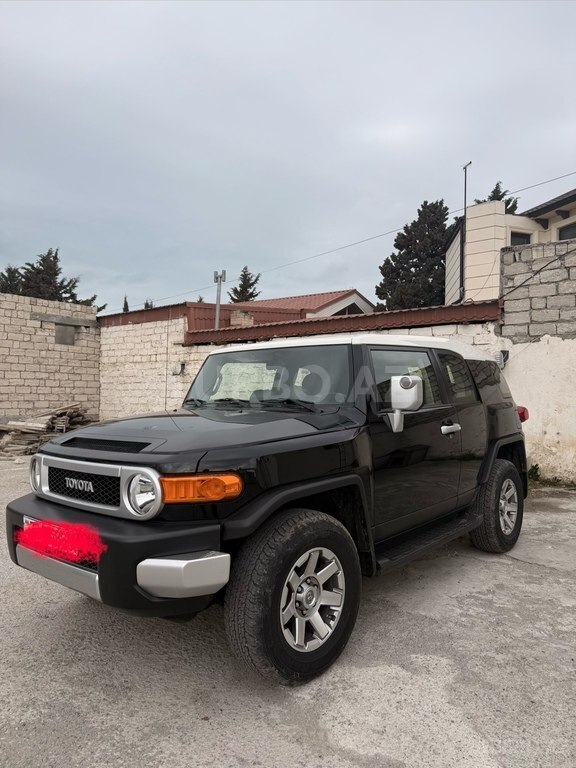 Toyota FJ Cruiser