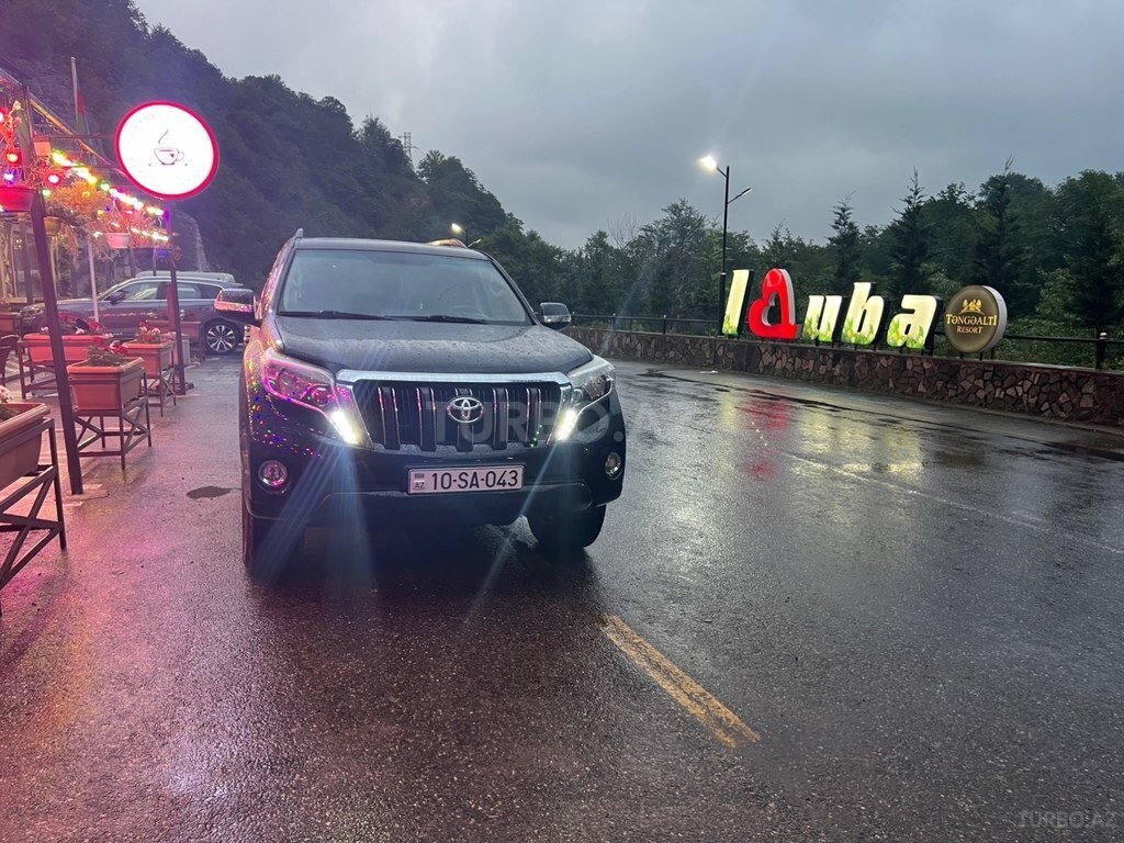Toyota Land Cruiser Prado