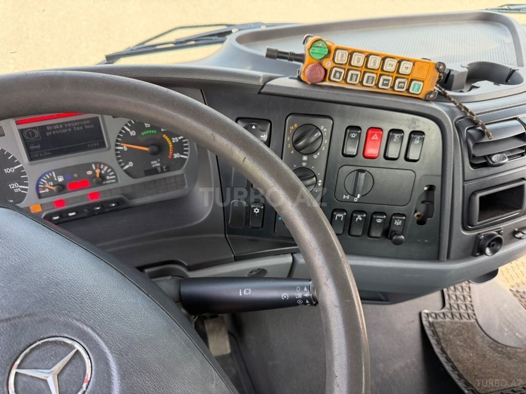 Mercedes Atego 818