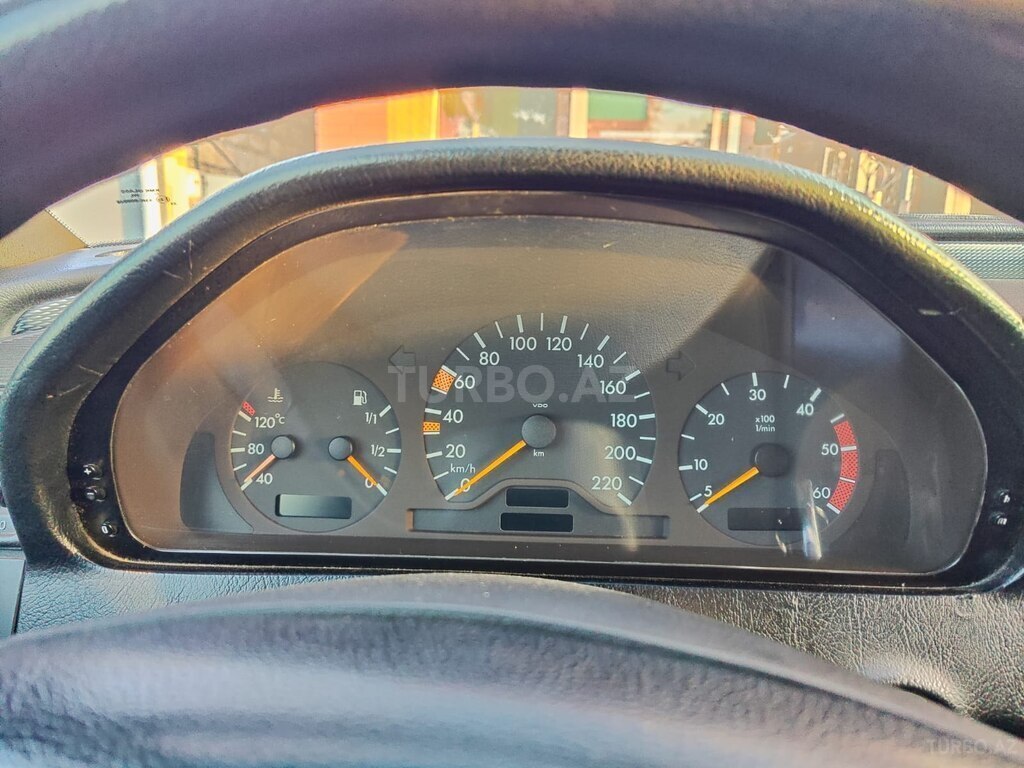 Mercedes C 220