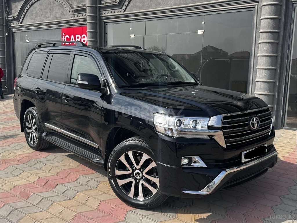 Toyota Land Cruiser