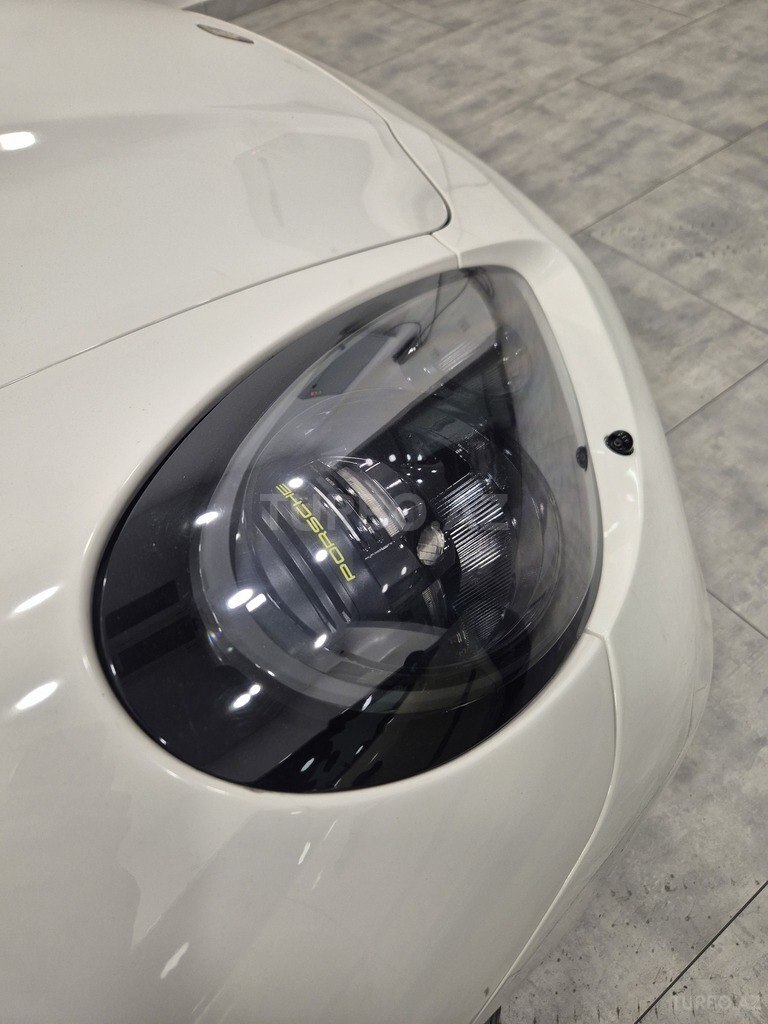Porsche Panamera Turbo
