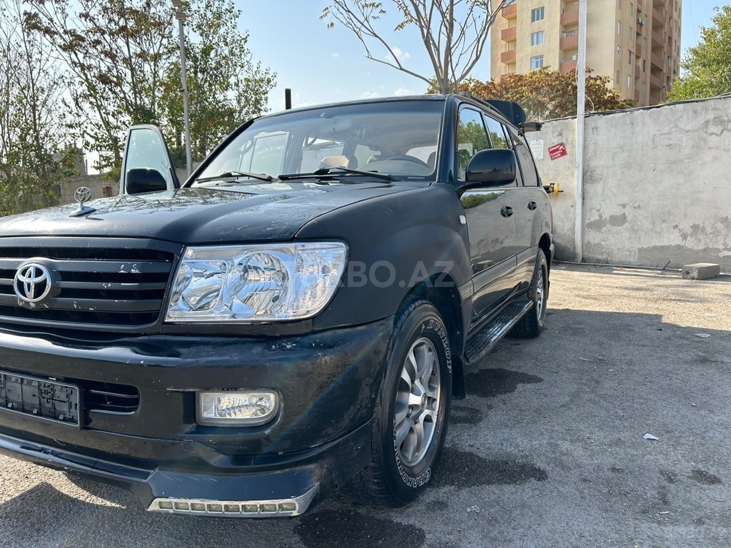 Toyota Land Cruiser