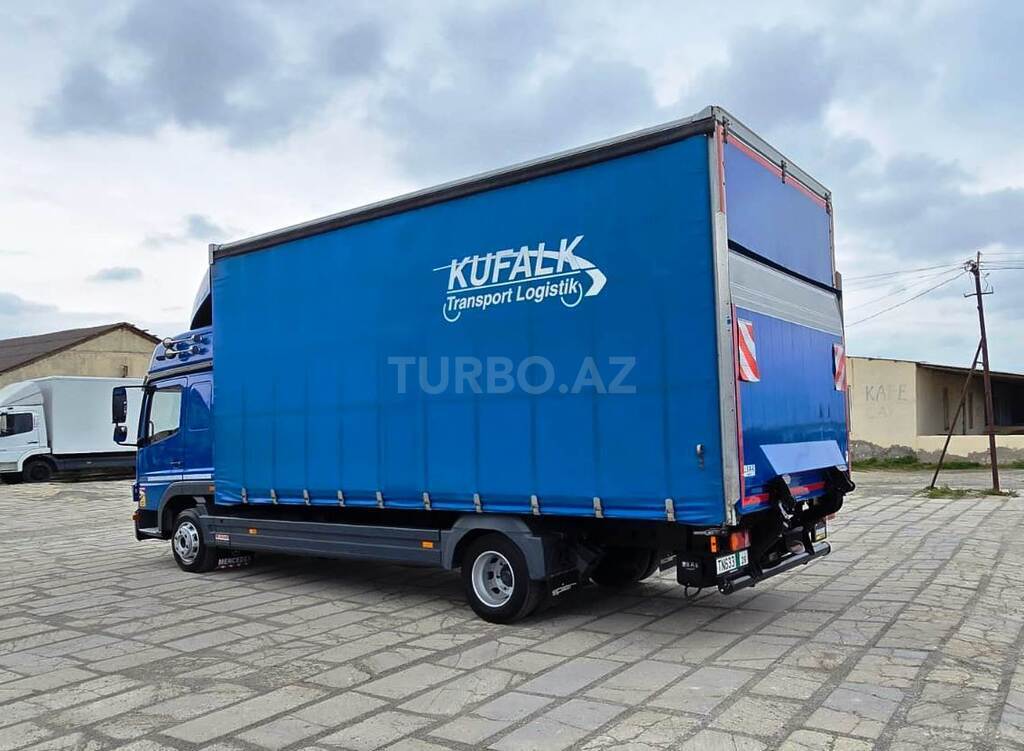 Mercedes Atego 818