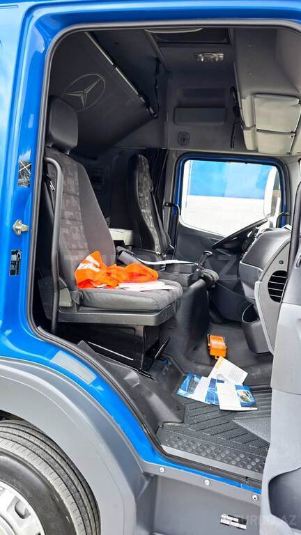 Mercedes Atego 818