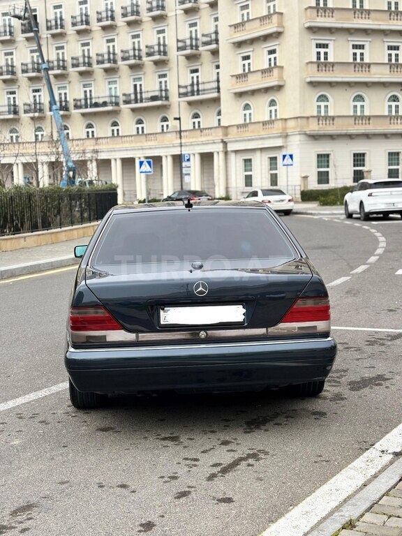 Mercedes S 300