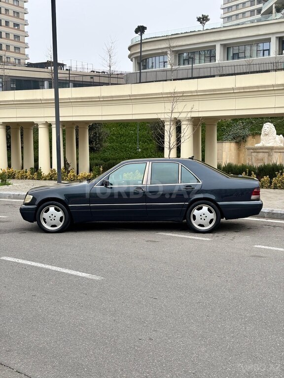 Mercedes S 300