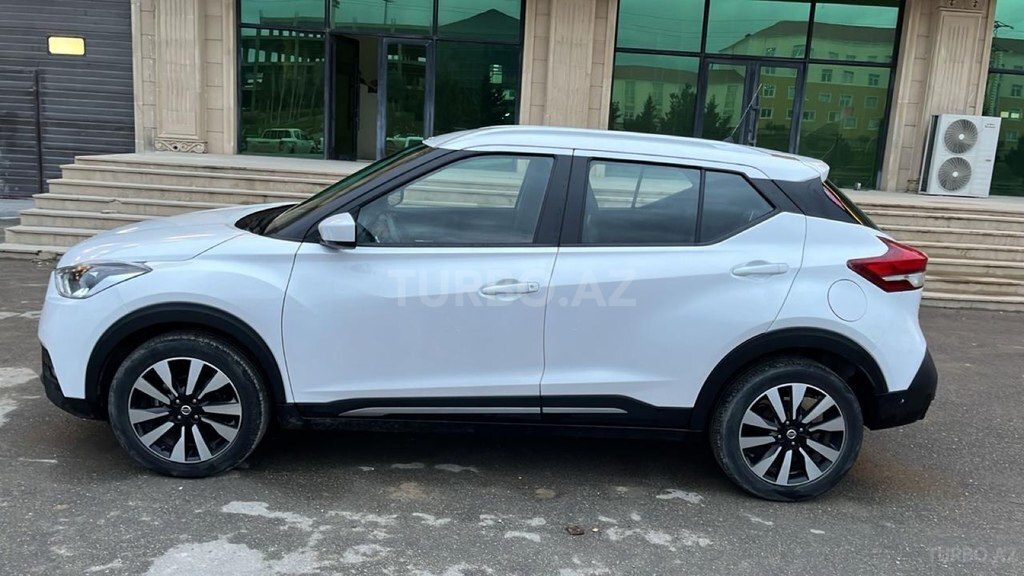 Nissan Kicks