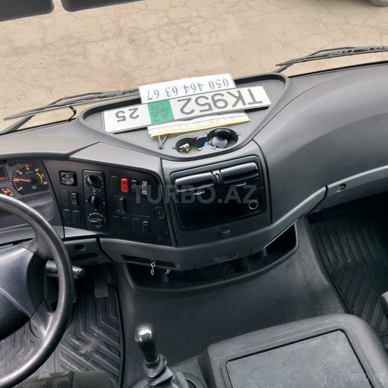 Mercedes Atego 818
