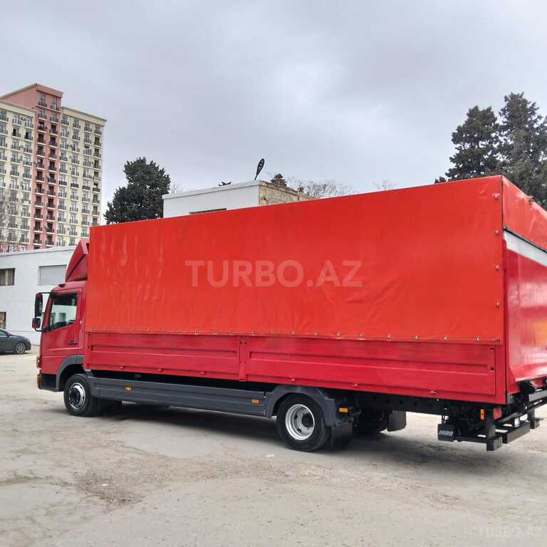 Mercedes Atego 818