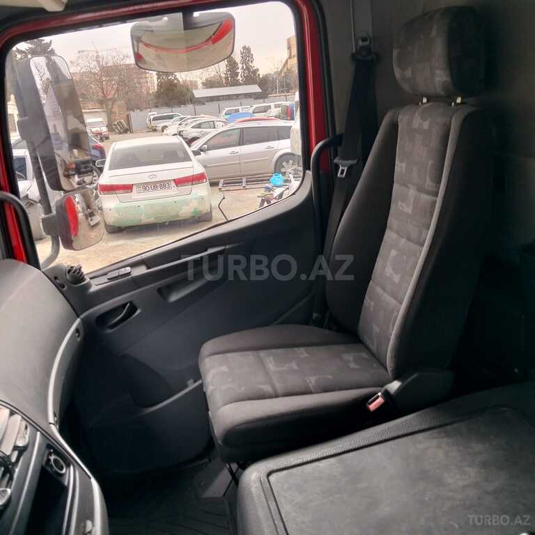 Mercedes Atego 818