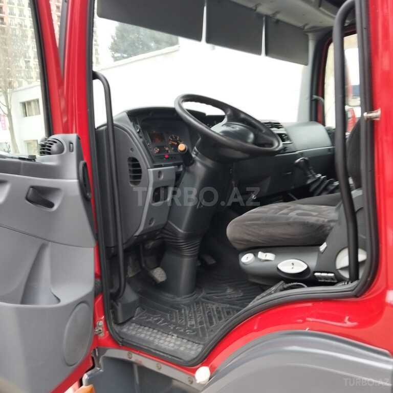 Mercedes Atego 818