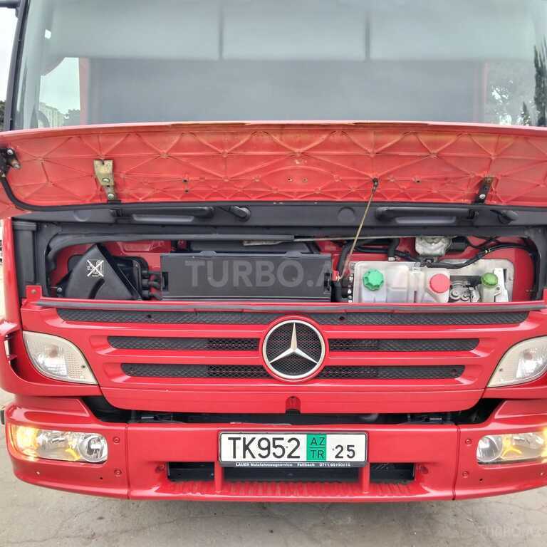 Mercedes Atego 818