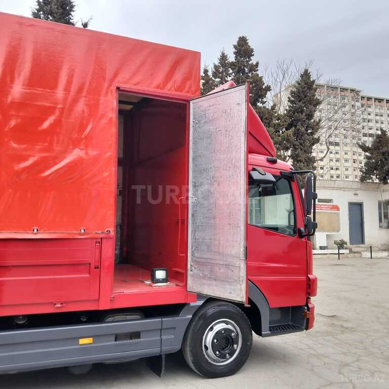 Mercedes Atego 818
