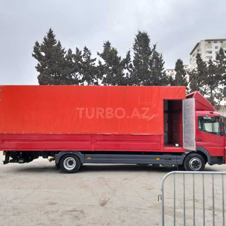 Mercedes Atego 818