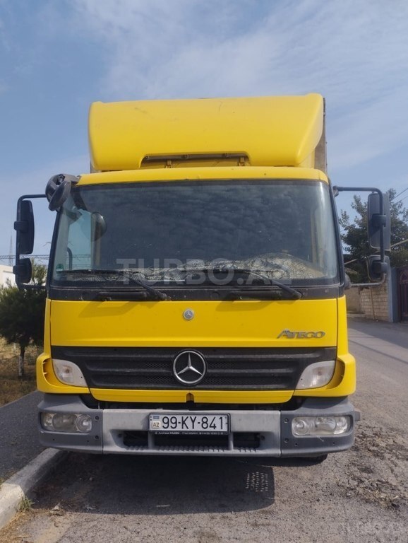 Mercedes Atego 818