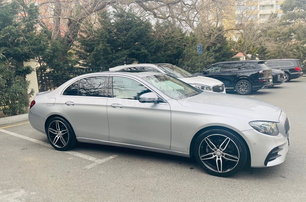 Mercedes E 220 d