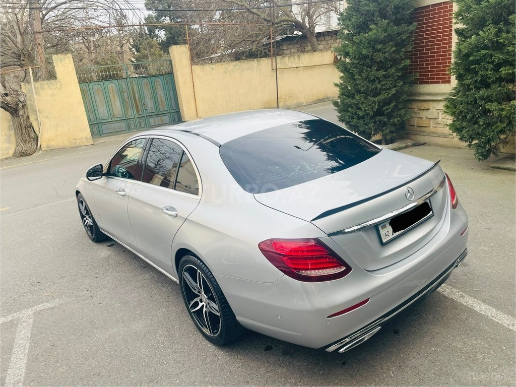 Mercedes E 220 d