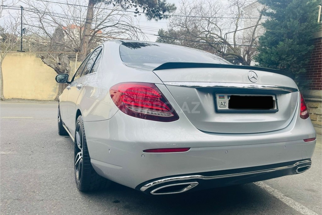 Mercedes E 220 d