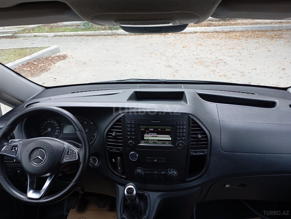 Mercedes Vito