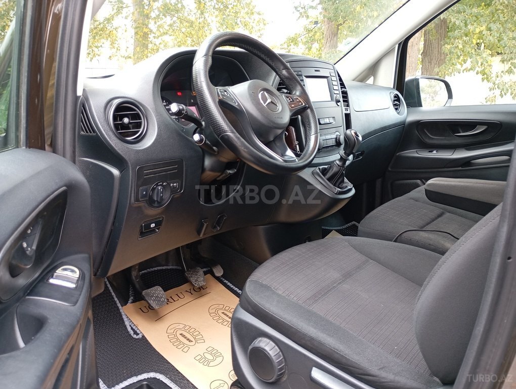 Mercedes Vito