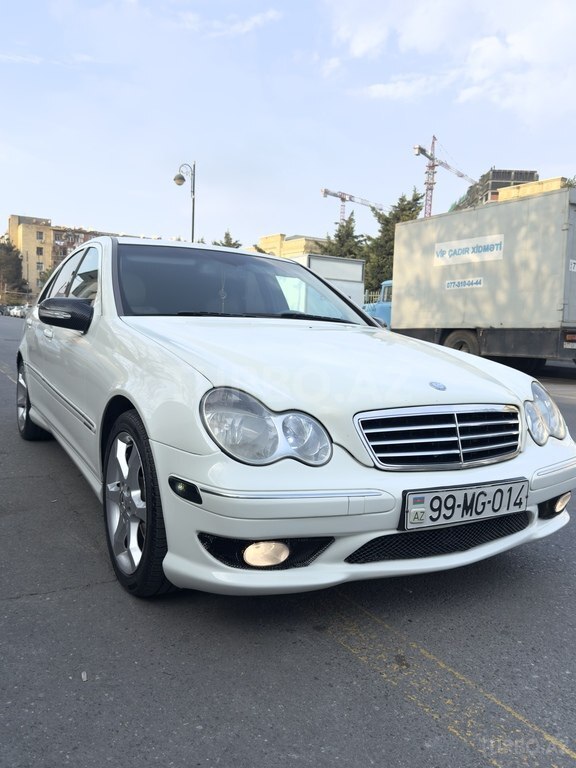 Mercedes C 230