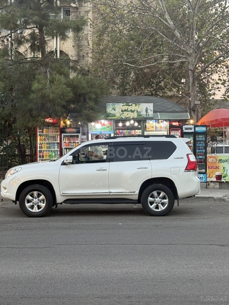 Toyota Land Cruiser Prado