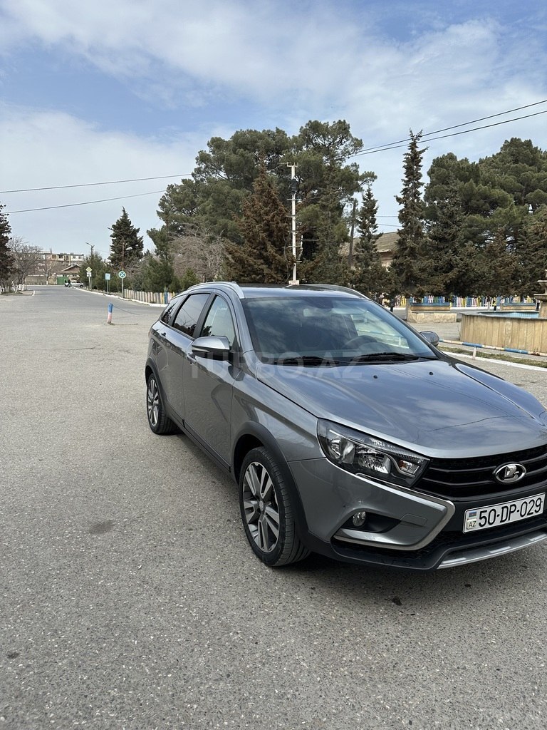 LADA (VAZ) Vesta SW Cross