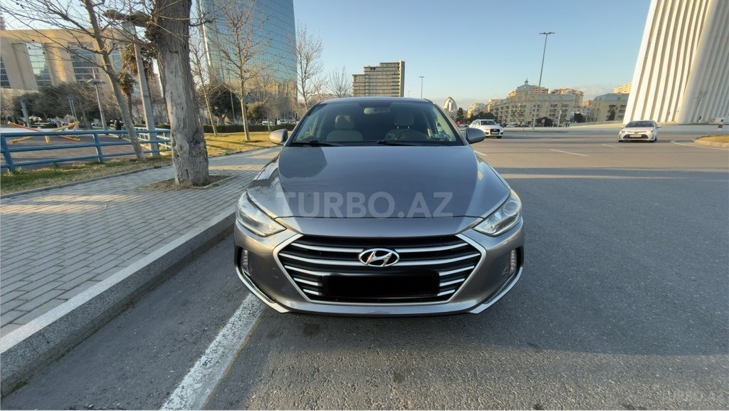 Hyundai Elantra