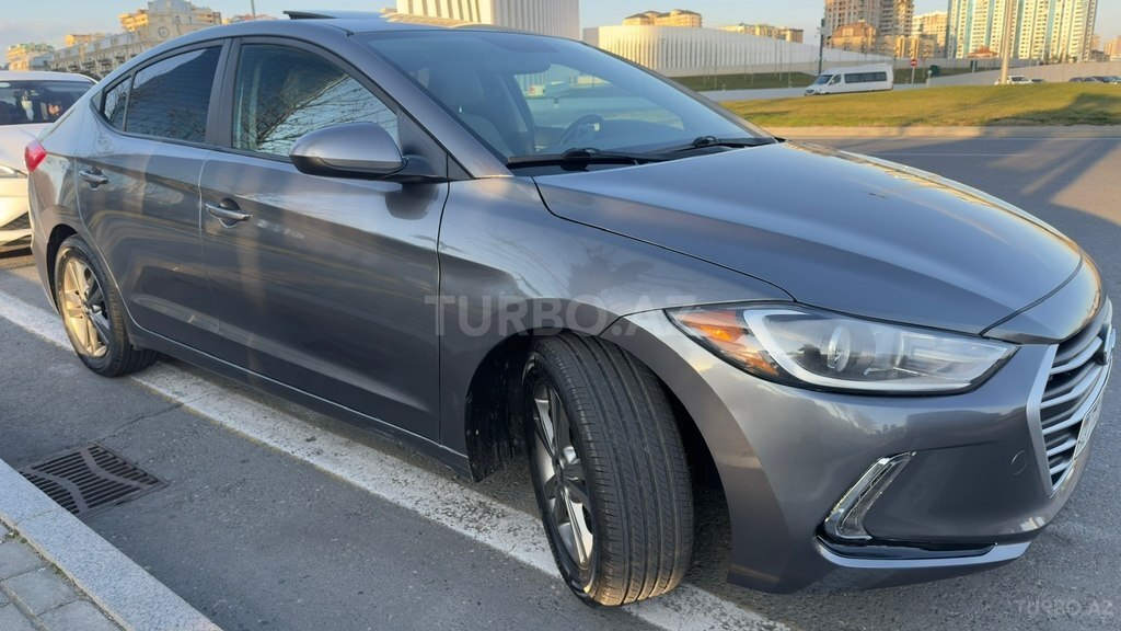 Hyundai Elantra