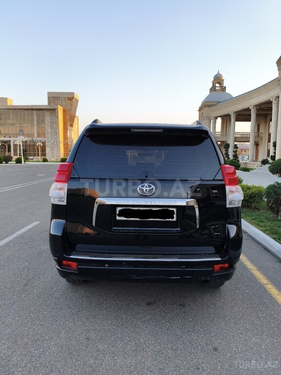 Toyota Land Cruiser Prado