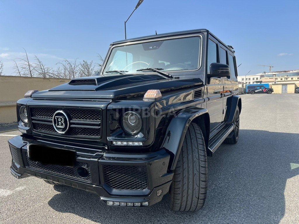 Mercedes G 500