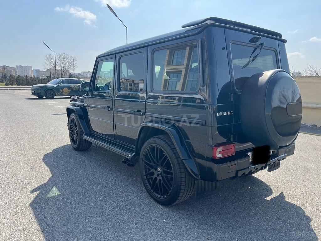 Mercedes G 500