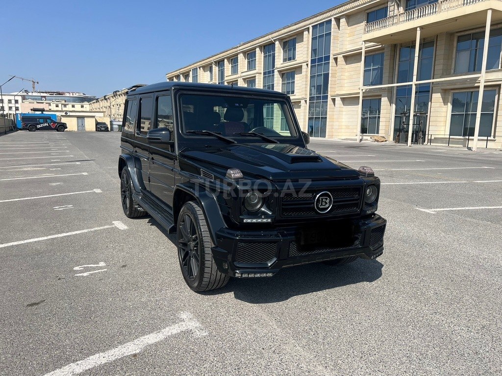 Mercedes G 500