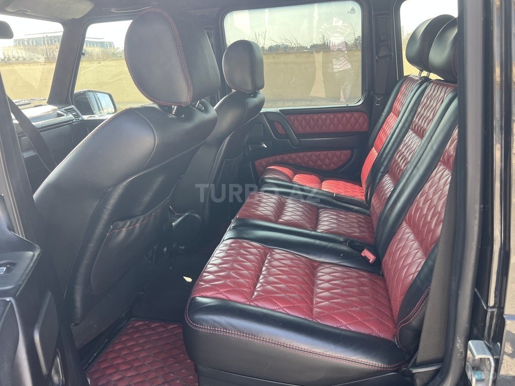 Mercedes G 500