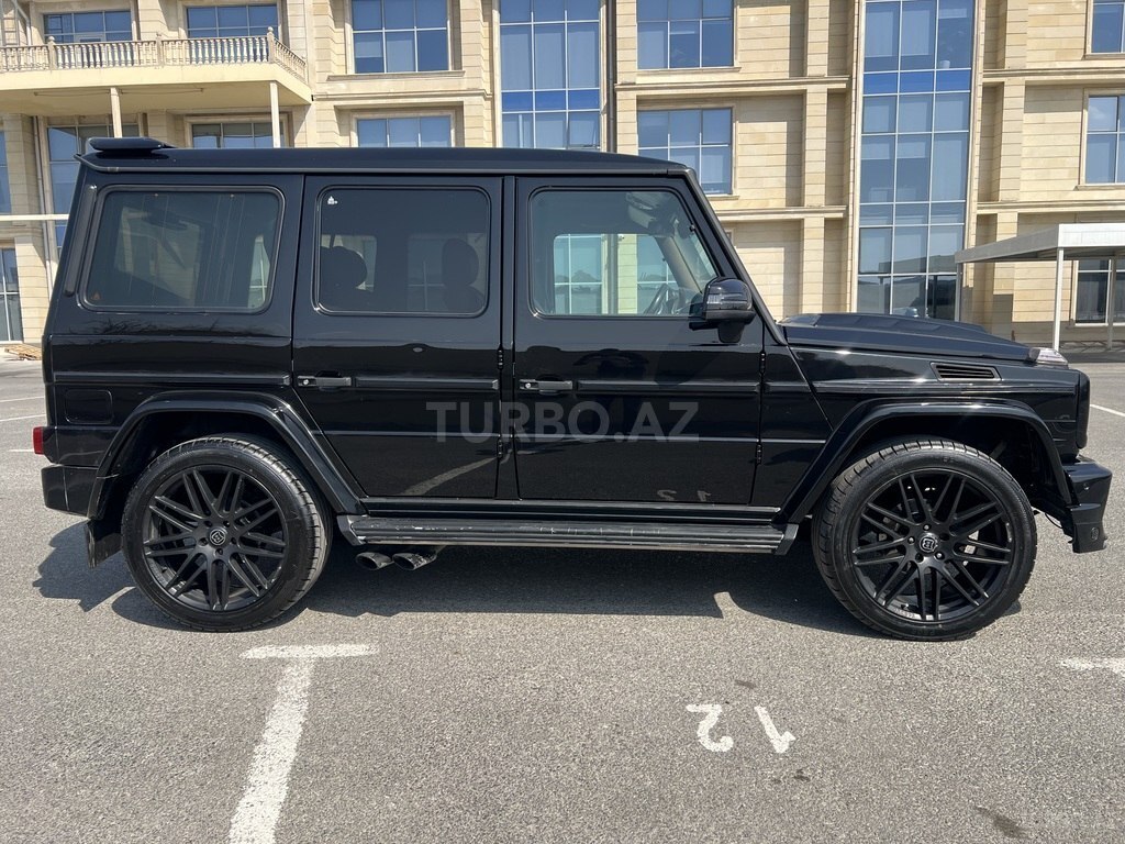 Mercedes G 500